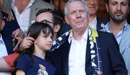 Yaz Yıldırım kimdir? Aziz Yıldırım'ın kızı Yaz Yıldırım kaç yaşında ve annesi kimdir?