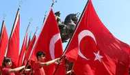 19 Mayıs Atatürk'ü Anma, Gençlik ve Spor Bayramı resmi tatil mi, 18 Mayıs yarım gün mü olacak?