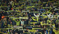 Fenerbahçe taraftarları, Eyüpspor maçında oyuncuları protesto etti