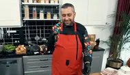 Zuhal Topal'la Yemekteyiz Abdullah Bey kimdir, kaç yaşında, nereli ve mesleği nedir?