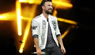 Tarkan'ın Babalar Günü’nde kızıyla paylaştığı fotoğraf dikkat çekti
