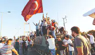 15 Temmuz resmi tatil mi, yarım gün mü? 15 Temmuz hangi güne denk geliyor?