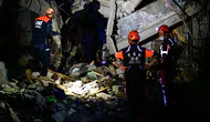 Türk arama kurtarma ekipleri, Venezuela'daki depremlerin ardından çalışmalara başladı