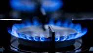 Spot piyasada doğal gaz fiyatları nasıldır ve işlem hacmi ne durumdadır?