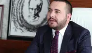 Oğuzhan Beker kimdir, mesleği ne? Adnan Beker'in oğlu kaç yaşında, nereli ve sevgilisi kimdir?