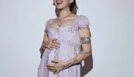 Melike Şahin hamileliğin son demlerinde Harbiye'de fırtınalar estirdi!