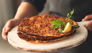 Bodrum'daki ücretsiz halk plajlarında lahmacun fiyatları dikkat çekiyor