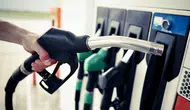 Petrol fiyatları geriledi, motorine 1 lira 34 kuruş indirim geldi
