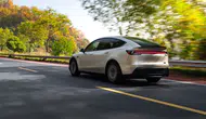 Tesla Model Y Long Wheelbase tanıtıldı: Yeni özellikleri ve fiyatı nedir?