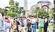 Rus turistler Türkiye'de ödeme sorunları yaşıyor
