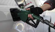 Akaryakıt fiyatları haftaya nasıl başladı? Benzin ve motorine indirim bekleniyor mu?