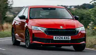 2027 Skoda Octavia makyajı ile hibrit motor seçeneği ve yenilenen tasarım özellikleri neler olacak?