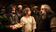 Hobbit : Beklenmedik Yolculuk filminin konusu ve oyuncuları neler?