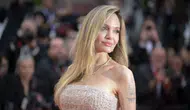 Hollywood'u sarsan skandal! Angelina Jolie ve Robert De Niro'nun özel bilgileri sızdırıldı