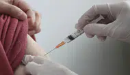 İlaçlarla kontrol altına alınamayan polen ve arı alerjilerine karşı alerji aşısı öneriliyor