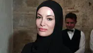 Gamze Özçelik, oyunculuğa dönüş yaparak yeni bir projeye başladı