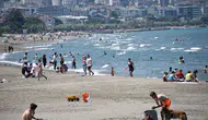 Samsun Valiliği'nden olumsuz hava koşulları nedeniyle denize girmeyin uyarısı