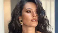 Pelin Akil şaşkına döndü!