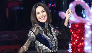 Defne Samyeli mutfaktaki hünerlerini gösterdi!