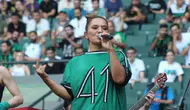 Demet Akalın'ın , konserinde yaşadığı taciz olayı sonrasında yaptığı paylaşım
