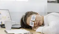 Saç dökülmesi, yorgunluk ve kırılan tırnaklar : Olası nedenler neler olabilir?