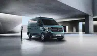 Renault Master yenilendi mi? Yeni minibüs ve açık kasa kamyonetin fiyatları nedir?