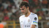 Beşiktaş'ta Emrecan Uzunhan ayrılığı resmileşti! İstanbulspor'a transfer oldu