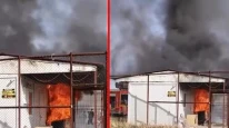 Van'da yangın: Konteyner alevlere teslim oldu
