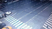 Kütahya'da deprem oldu! Kaç büyüklüğünde? O anlar güvenlik kamerasında!