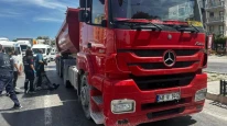 Yolun karşısına geçerken canından oluyordu!