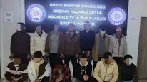 Bursa'da 13 düzensiz göçmen ve 4 organizatör yakalandı