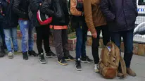 Çankırı'da tır dorsesinde Afganistan uyruklu 75 göçmen yakalandı