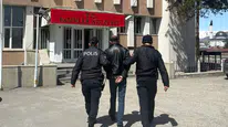 Erzurum'da uyuşturucu operasyonu : Aracın vites ve teyp arasına gizlenmiş zula patlatıldı