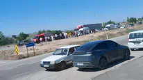 Nevşehir’de hafif ticari araç ile otomobil çarpıştı : Kazada yaralılar var