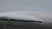 Türkiye'nin batısında güneş, doğusunda kar : Bu memlekete yaz gelmiyor