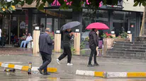 Iğdır’da sağanak yağış etkili oldu : Cadde ve sokaklar su altında kaldı