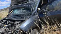 Kilis'te kontrolden çıkan otomobil şarampole devrildi : 2 yaralı