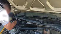 Malatya'da taksinin motoruna gizlenmiş 2 kilo sentetik uyuşturucu ele geçirildi