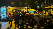 Ümraniye'de otomobil ile kamyon çarpıştı