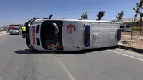 Niğde'de ambulans ile otomobil çarpıştı : 5 yaralı