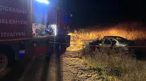 Kırşhir'de otomobil traktöre arkadan çarptı : 1 ölü, 2 yaralı