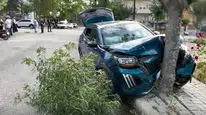 Karaman'da iki araç kavşakta çarpıştı : 1 yaralı