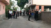 Annesini öldürüp çöp konteynerine attı