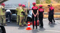 İzmir'de otomobil, tırın dorsesine çarptı : 1 ölü