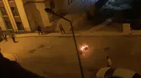 Elazığ'da akılalmaz olay : Sokak ortasında motosikletini ateşe verdi
