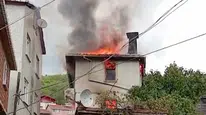 Kastamonu Cide'de iki katlı evde yangın çıktı