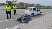 Karaman’da devrilen elektrikli bisiklet park halindeki araca çarptı