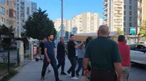 Esenyurt'ta asansörde kalan çocuklarını kurtarmak isteyen şahıs öldü