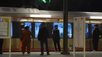 Marmaray'da Yenikapı durağındaki tren arızası nedeniyle seferlerde gecikme yaşanıyor