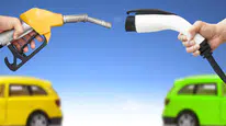 Elektrikli otomobiller benzinlilerle fiyat farkını kapatıyor